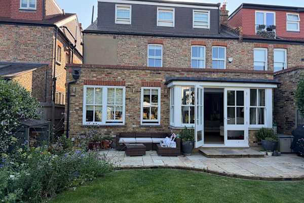 House sit in Richmond, United Kingdom