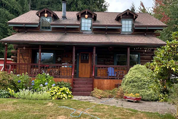 House sit in Granite Falls, WA, US