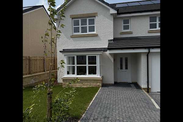 House sit in East Kilbride, United Kingdom