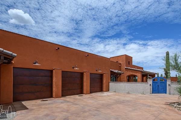 House sit in Tucson, AZ, US