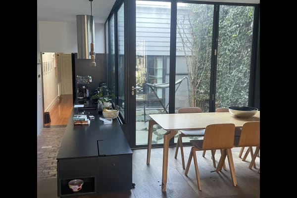 House sit in Melbourne, VIC, Australia