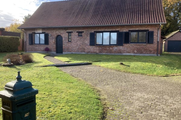 House sit in Heist-op-den-Berg, Belgium