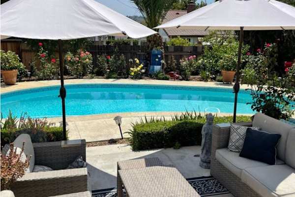 House sit in Santa Barbara, CA, US