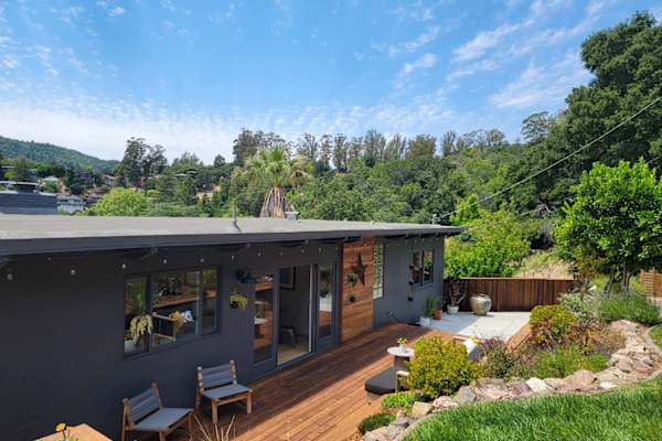 House sit in San Anselmo, CA, US