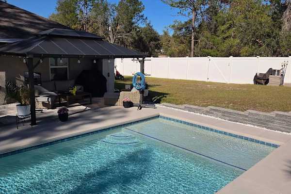 House sit in Dunnellon, FL, US