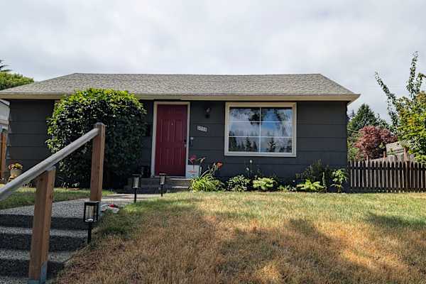 House sit in Seattle, WA, US