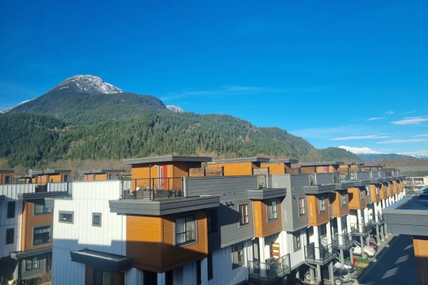 House sit in Squamish, BC, Canada