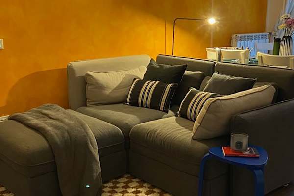 House sit in Milan, Italy