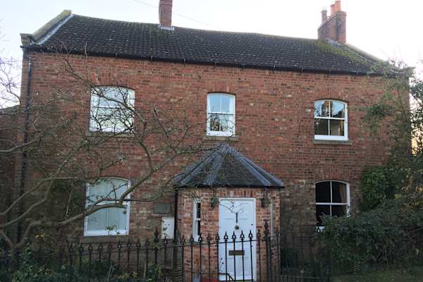 House sit in Barton le Street, United Kingdom