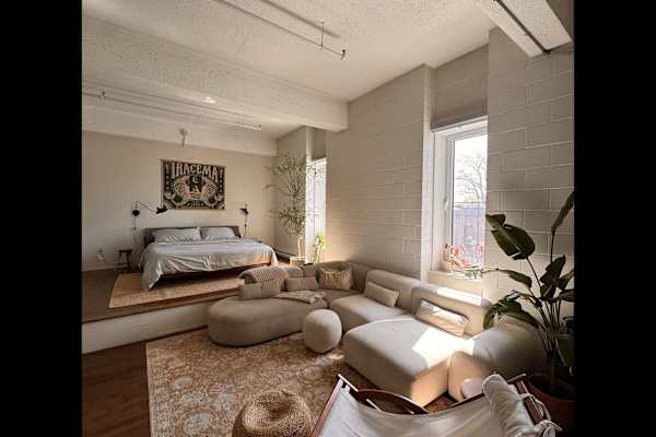 House sit in Montréal, QC, Canada