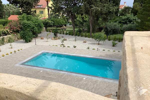 House sit in Lápithos, Cyprus