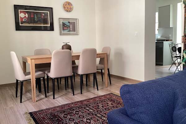House sit in Valencia, Spain