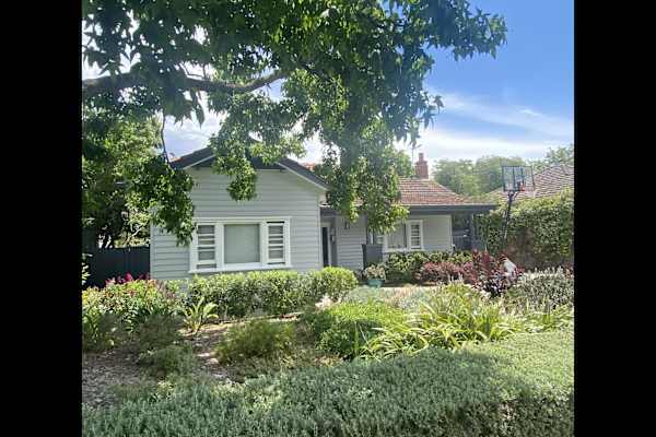 House sit in Melbourne, VIC, Australia