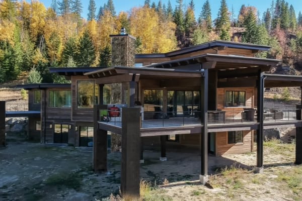 House sit in Sandpoint, ID, US