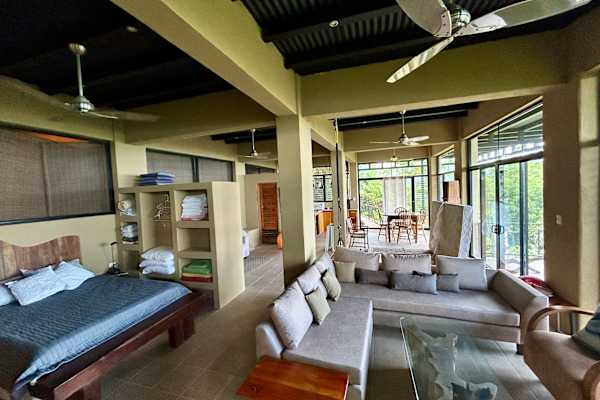 House sit in Ojochal, Costa Rica
