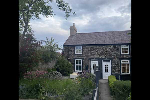 House sit in Conwy, United Kingdom