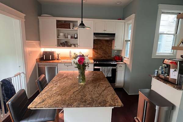 House sit in San Francisco, CA, US