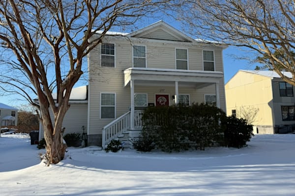 House sit in Norfolk, VA, US