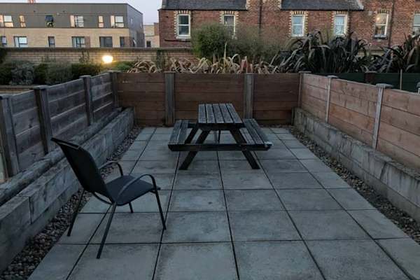 House sit in Edinburgh, United Kingdom