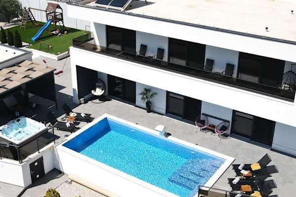 House sit in Split, Croatia