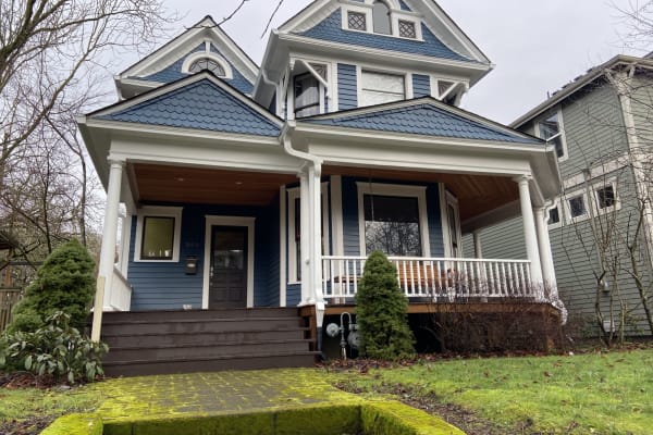 House sit in Portland, OR, US