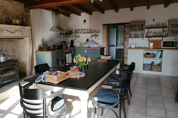 House sit in Lonnes, France