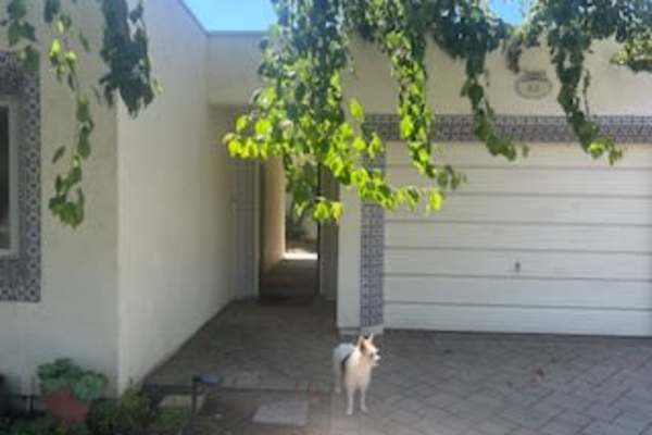 House sit in Arden-Arcade, CA, US