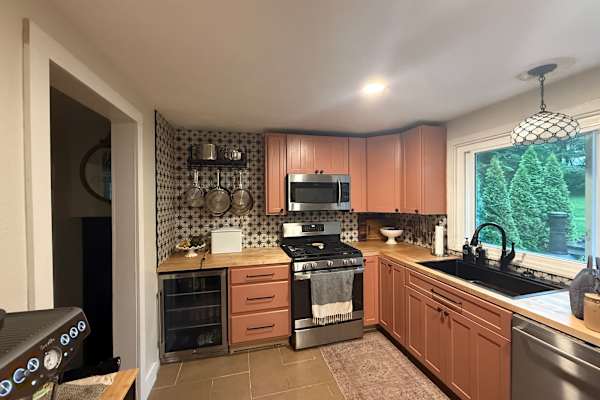 House sit in Phoenixville, PA, US