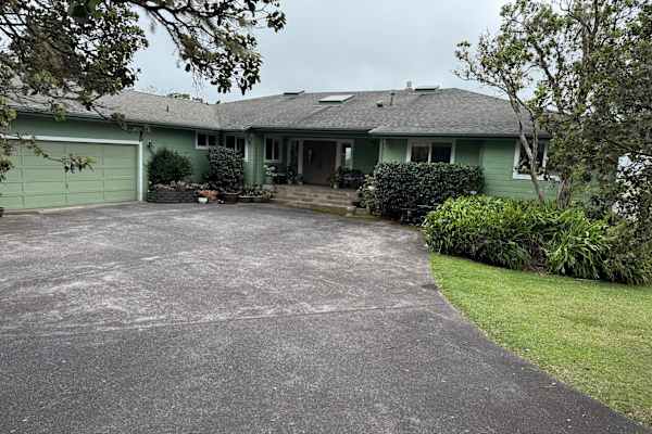 House sit in Waimea, HI, US