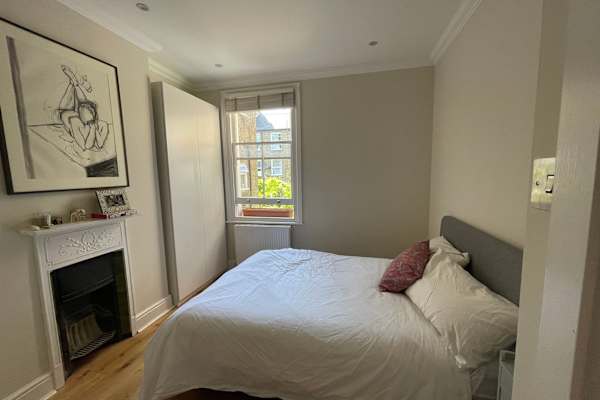 House sit in Fulham, United Kingdom