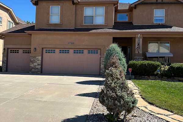 House sit in Colorado Springs, CO, US
