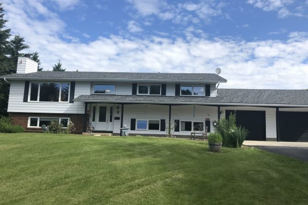 House sit in Sherwood Park, AB, Canada