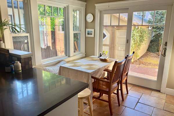 House sit in Sacramento, CA, US