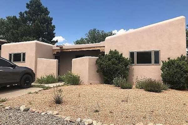 House sit in Santa Fe, NM, US