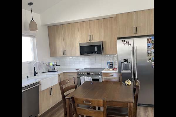 House sit in Albuquerque, NM, US