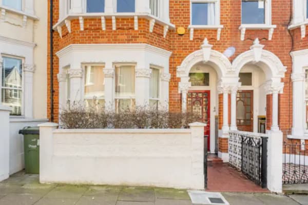 House sit in Streatham Hill, United Kingdom