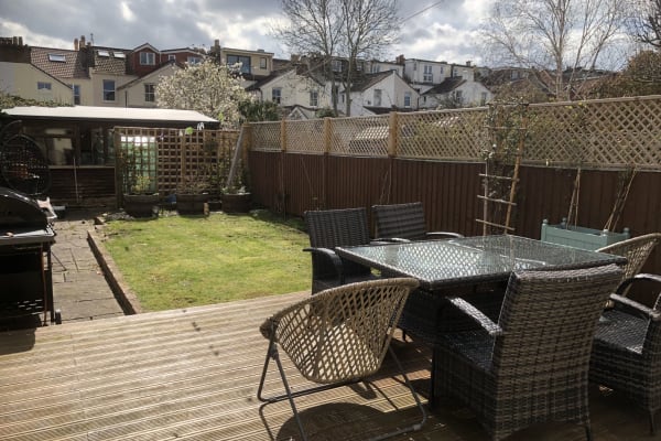 House sit in Bristol, United Kingdom