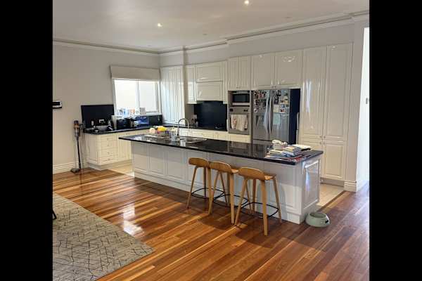 House sit in Melbourne, VIC, Australia