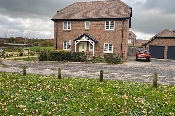 House sit in Winchester, United Kingdom