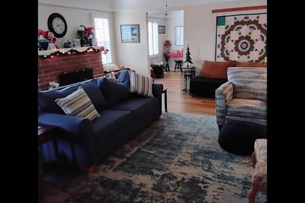 House sit in Ventura, CA, US