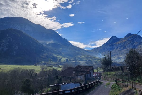 House sit in Proaza, Spain