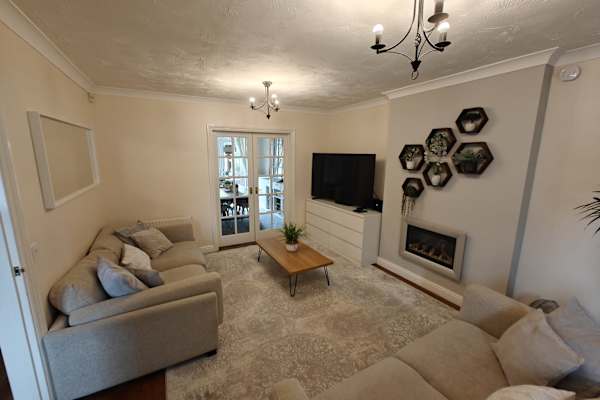 House sit in Milton Keynes, United Kingdom