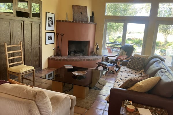 House sit in Ojai, CA, US