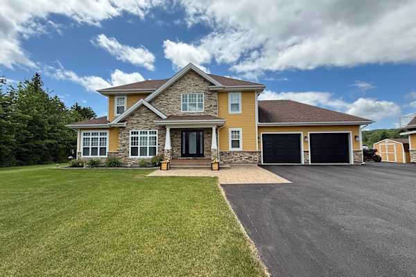 House sit in Moncton, NB, Canada