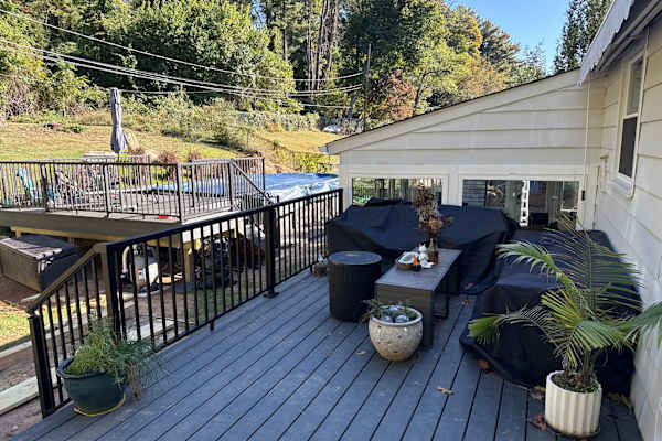 House sit in Newark, DE, US