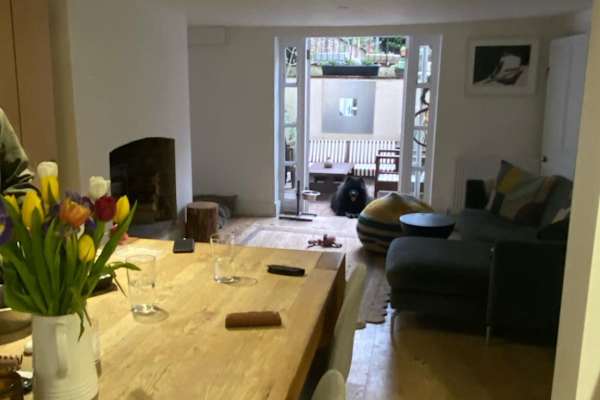 House sit in Hertford, United Kingdom