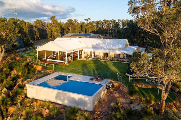 House sit in Waroona, WA, Australia