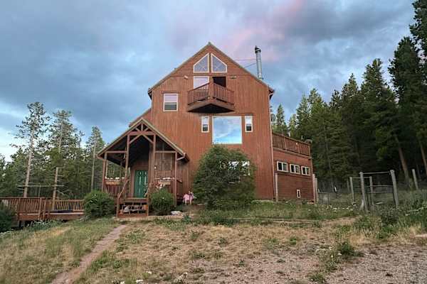House sit in Nederland, CO, US