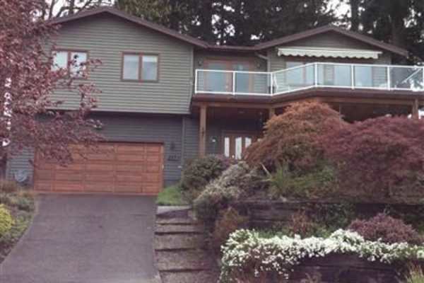 House sit in Kirkland, WA, US