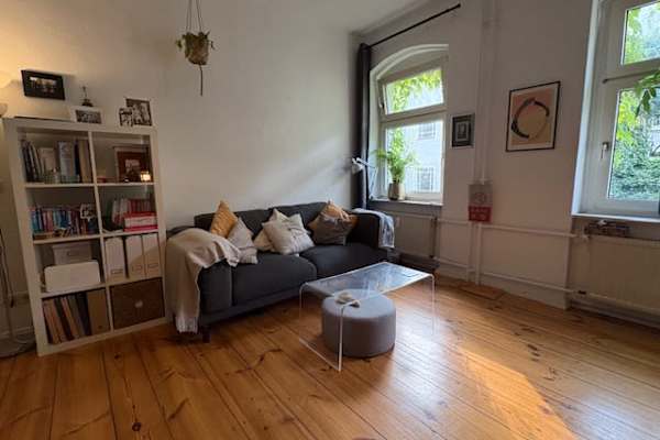 House sit in Berlin, Germany